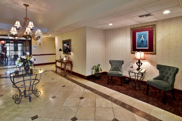 Holiday Inn Express Breaux Bridge image 11